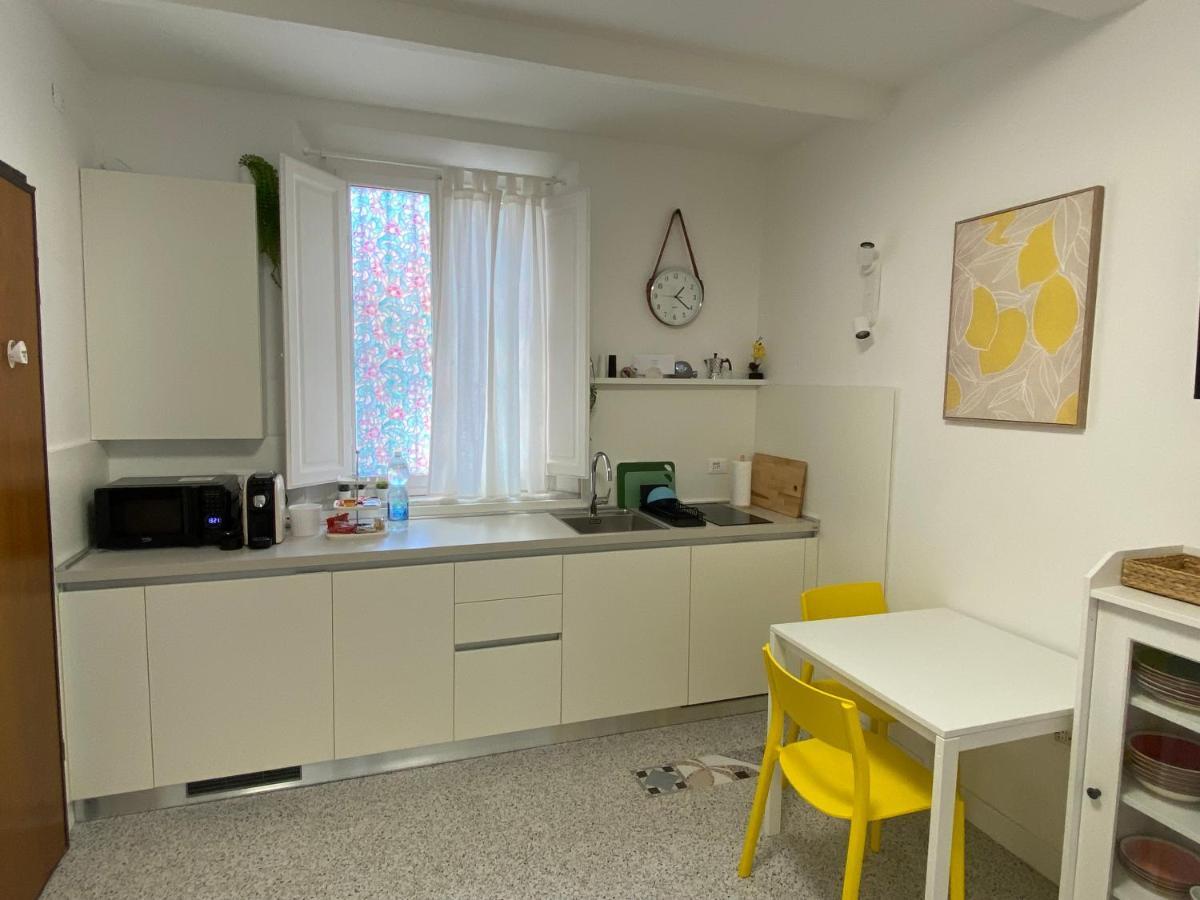 8+8 Appartamento Con Garage ليفورنو المظهر الخارجي الصورة